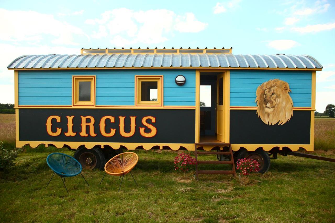Beaulon La Roulotte Circus Des Grillots酒店 外观 照片